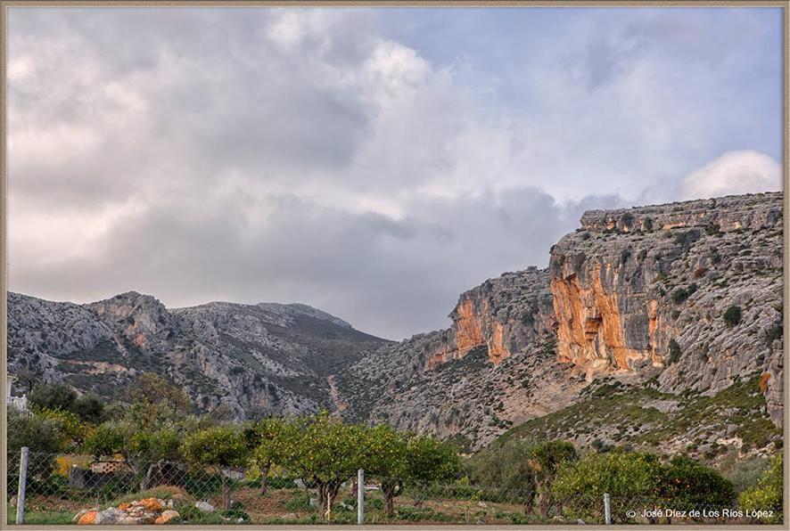 Gasthaus Casa Angelita Caminito Del Rey, Duplex Con Terraza En El Centro De Andalucia Valle de Abdalagís Exterior foto